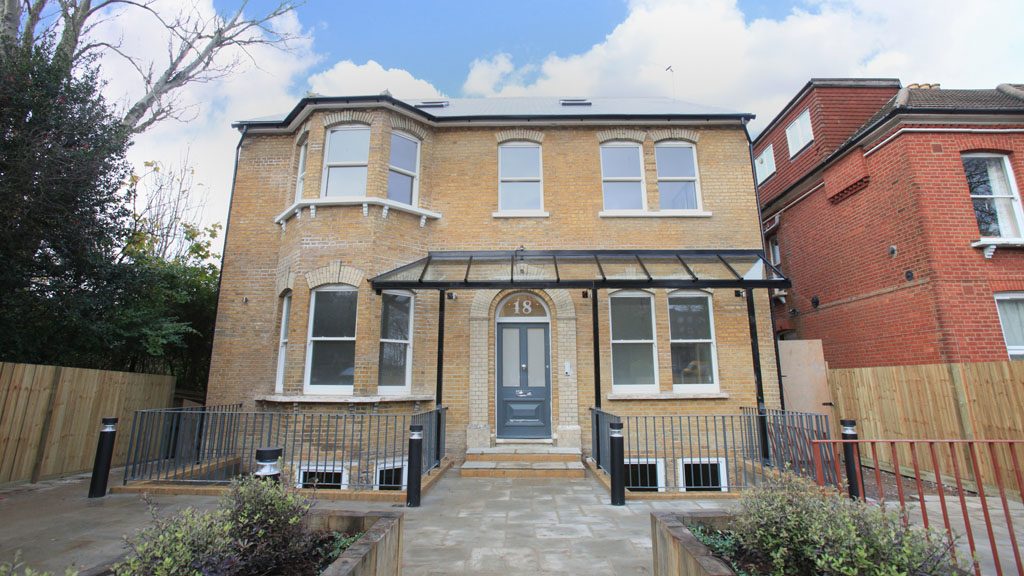Longton Ave front